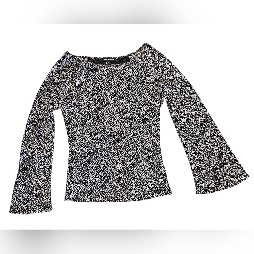 Cable & Gauge Bell Sleeve Geometric Print Top Womens Size M